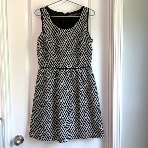 Outback Red Dress - Picture 1 of 12